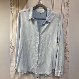 Cloth & stone Anthropologie chambray button up size XL shirt